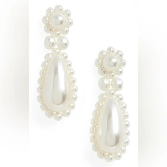 SIMONE ROCHA
Imitation Pearl Drop Earrings - Picture 3 of 5